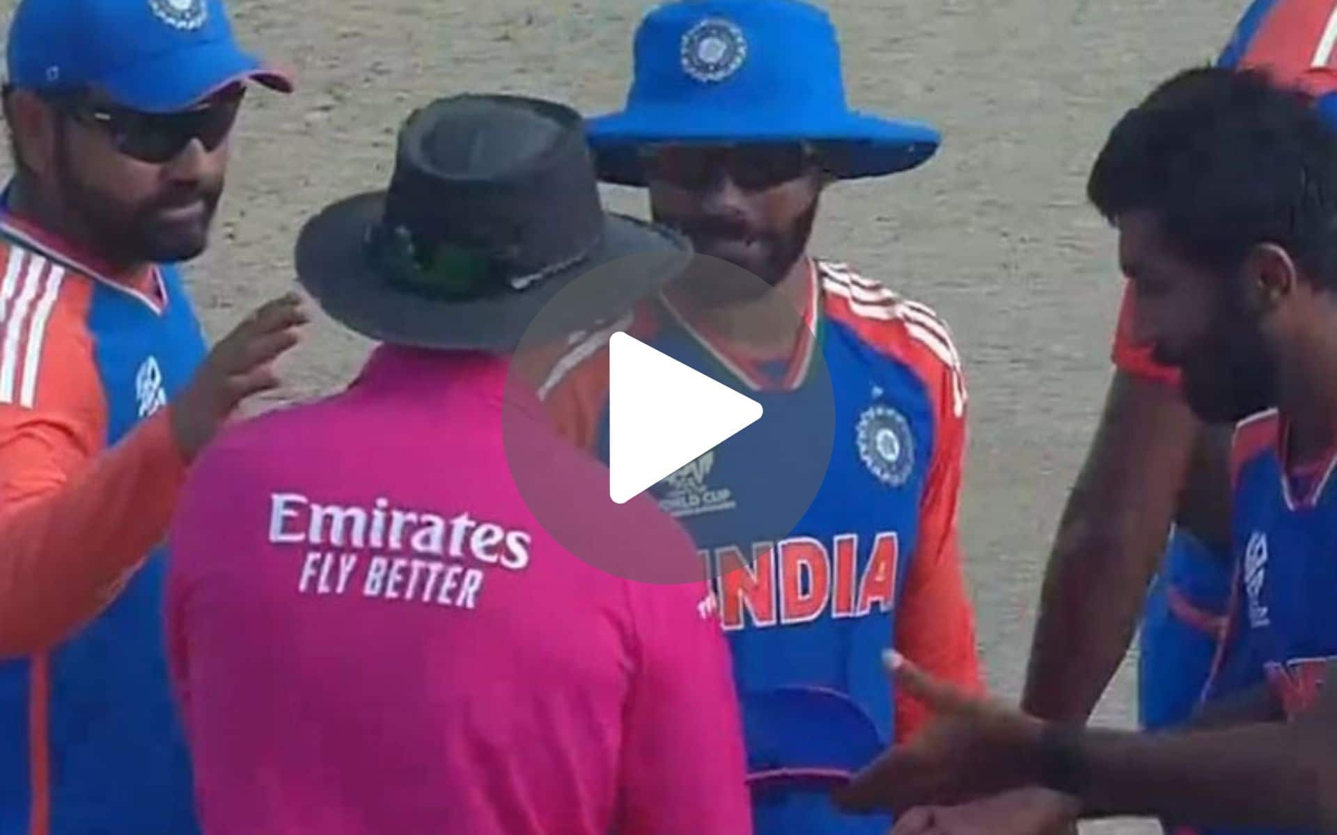 [वीडियो] IND vs ENG मैच के बाद अंपायर ने जसप्रीत बुमराह को किया नज़र अंदाज़